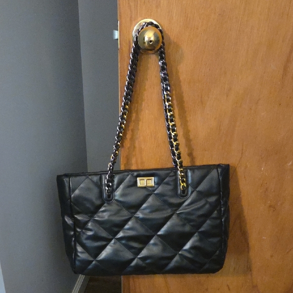 No brand Handbags - Black Quilted Tote Bag